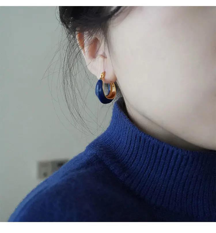 French Retro Blue Square Earrings 2022 — feature 7