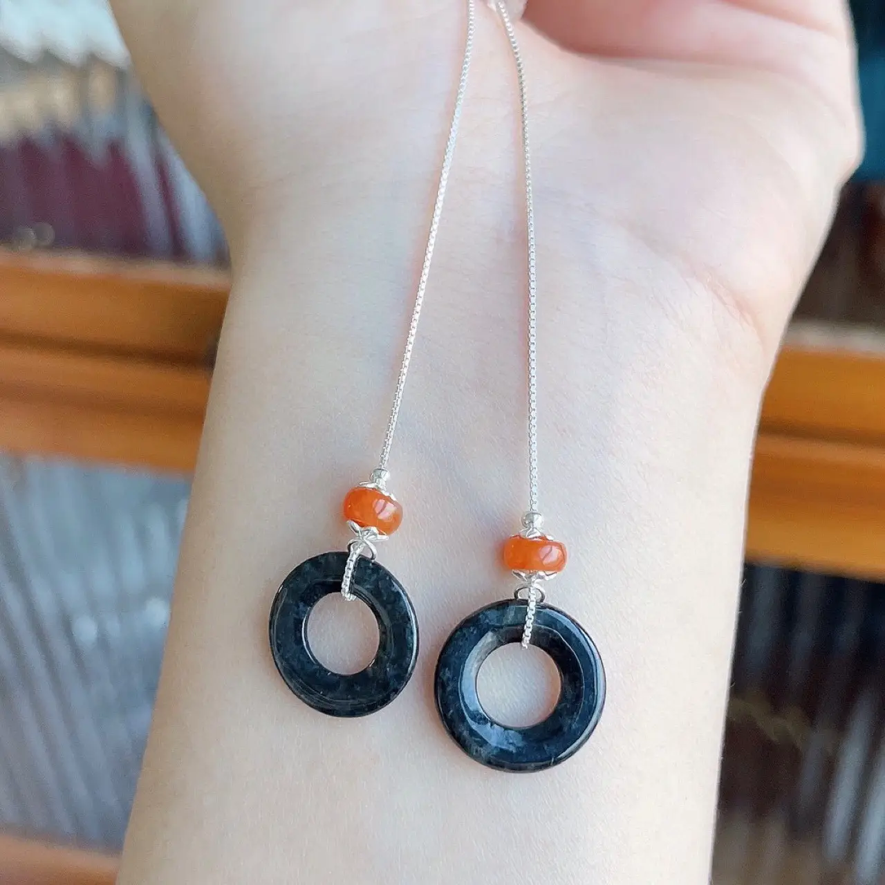 Jade Black Buckle Earrings Gold Plated 925 Silver — feature 31