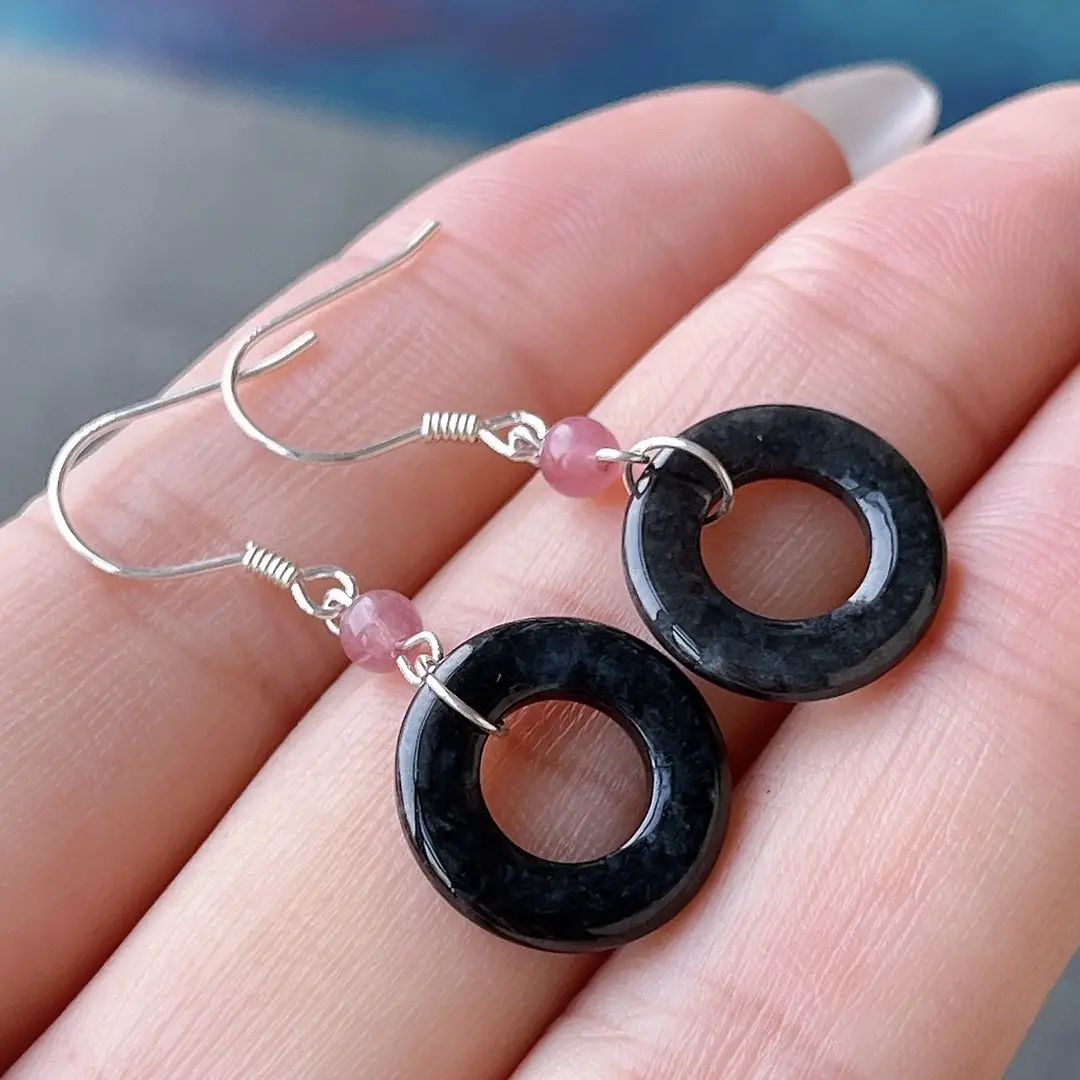 Jade Black Buckle Earrings Gold Plated 925 Silver — feature 39