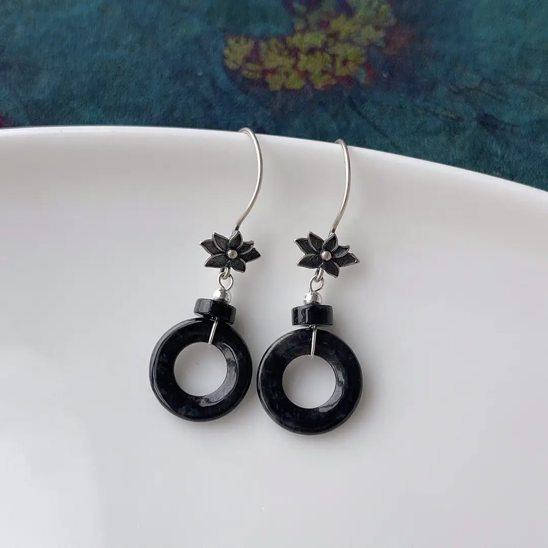 Jade Black Buckle Earrings Gold Plated 925 Silver — feature 52