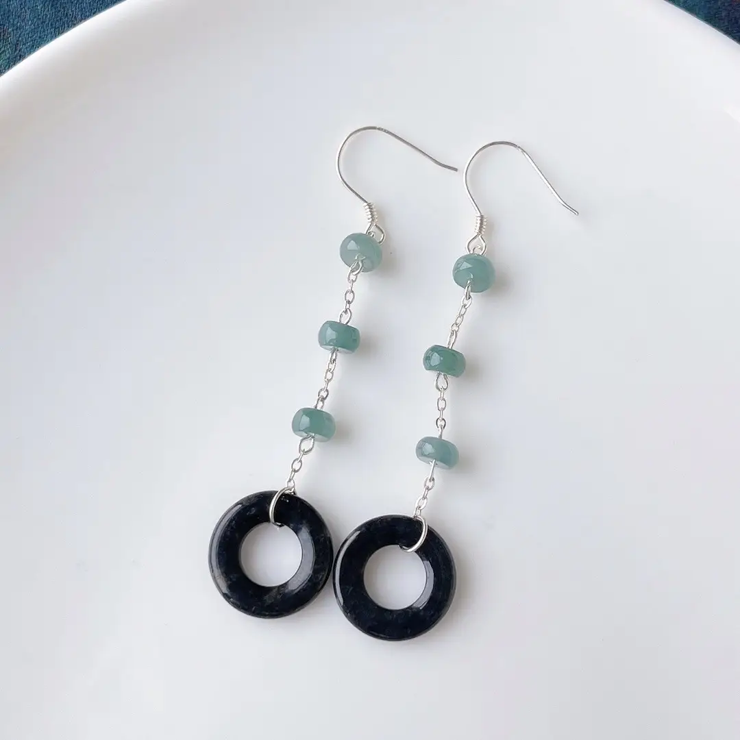 Jade Black Buckle Earrings Gold Plated 925 Silver