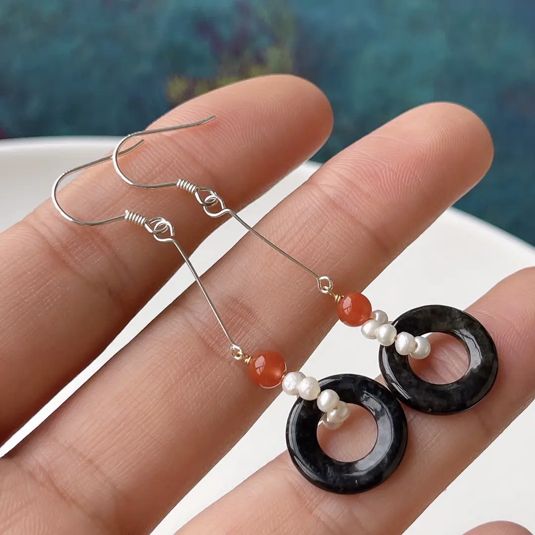 Jade Black Buckle Earrings Gold Plated 925 Silver