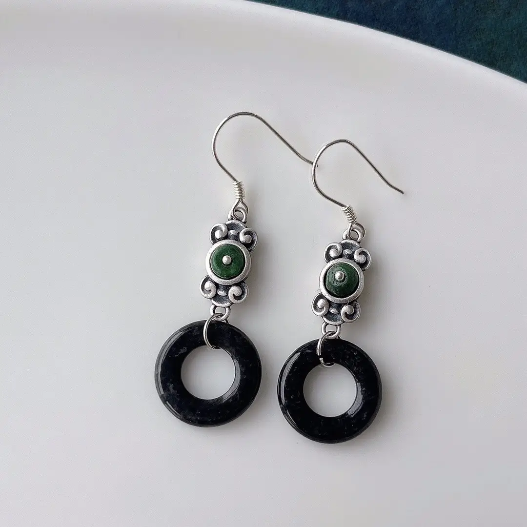 Jade Black Buckle Earrings Gold Plated 925 Silver