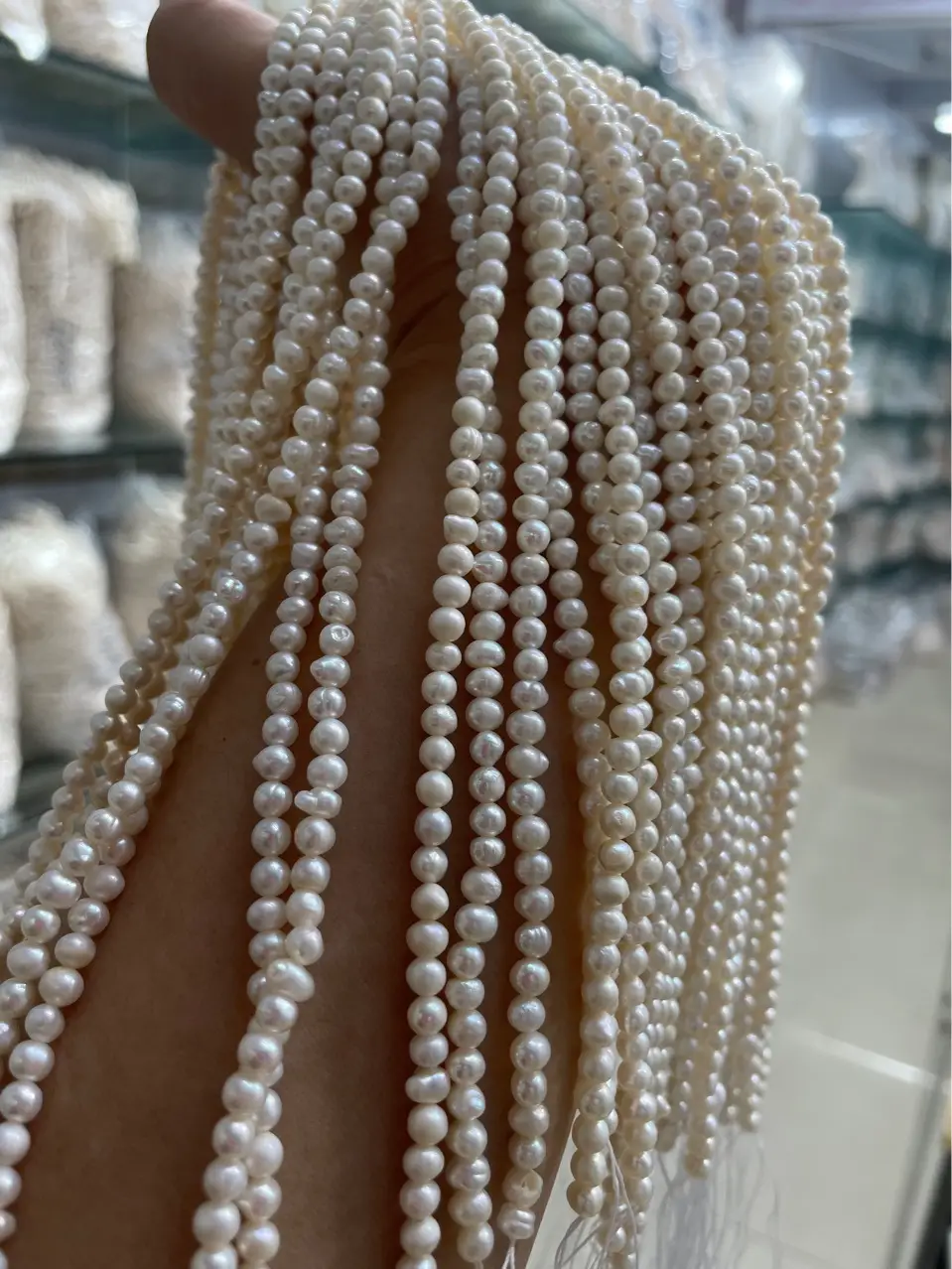Natural Freshwater Pearl White Beads Necklace - Image 2