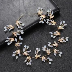 European American Cross-Country 3-Petal Flower Beaded Headdress — feature 13