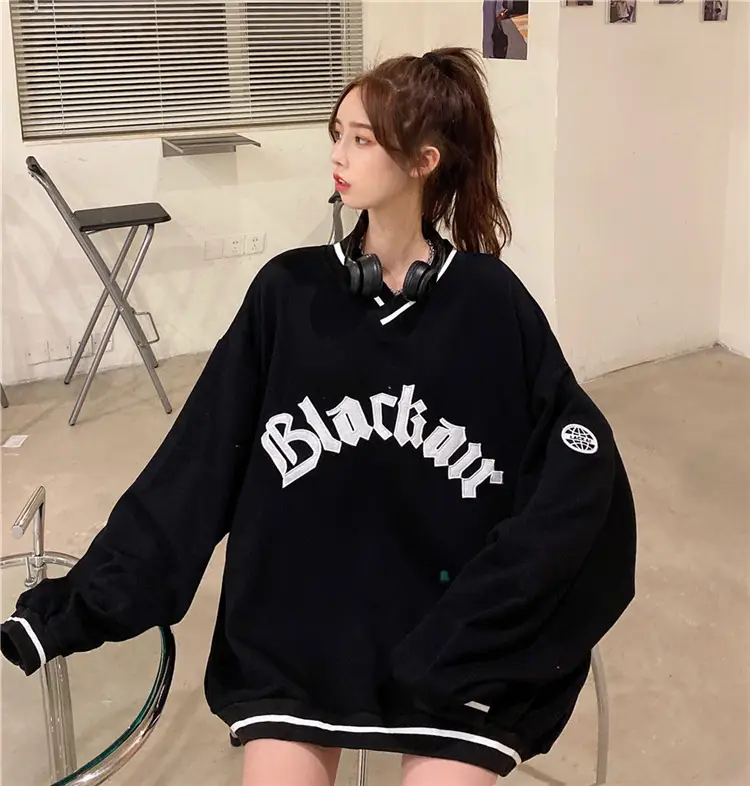 Black Star V-Neck Sweatshirt Women 2022 Winter — feature 25
