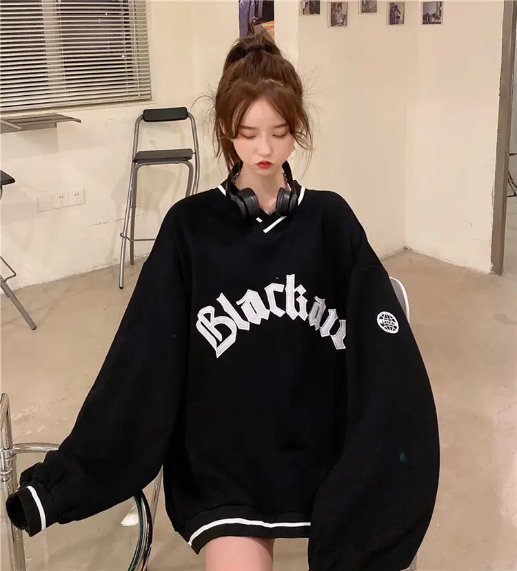 Black Star V-Neck Sweatshirt Women 2022 Winter — feature 27