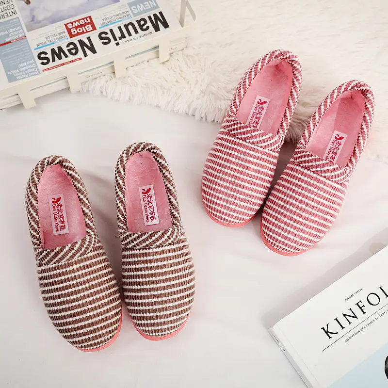 Winter New Home Cotton Slippers Comfortable Warm fleece-lined Slip-on Women's Cotton Shoes Soft Sole Trendy All-match Daily