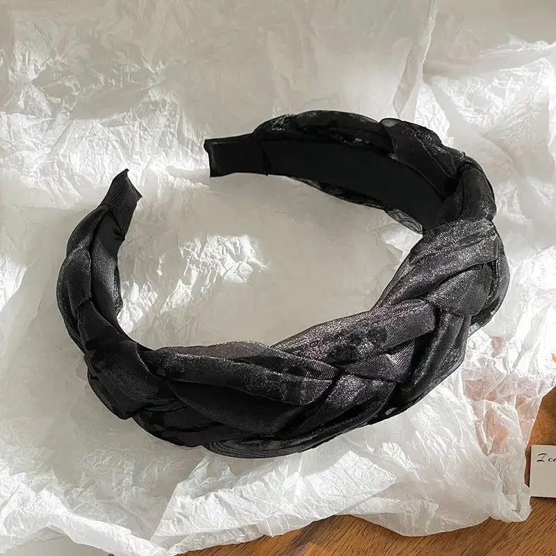 White Soft Skull Top Headband for Women Winter Hairpin - Image 16