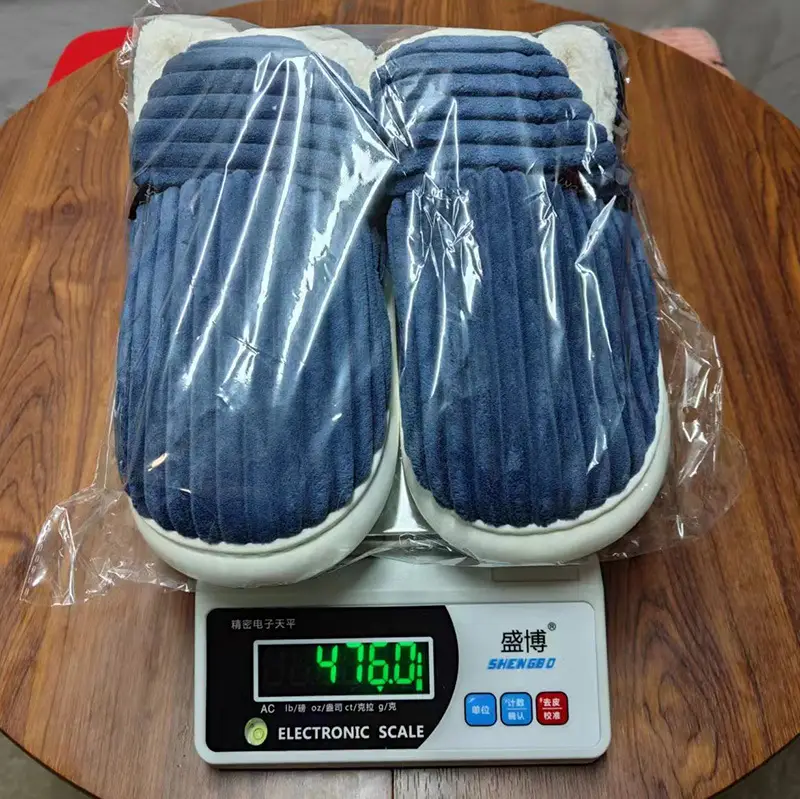 2025 Winter Closed-Back Cotton Slippers for Men, Thick-Soled Indoor and Outdoor Non-Slip Warm Cotton Shoes for Couples and Elderly Women — feature 3