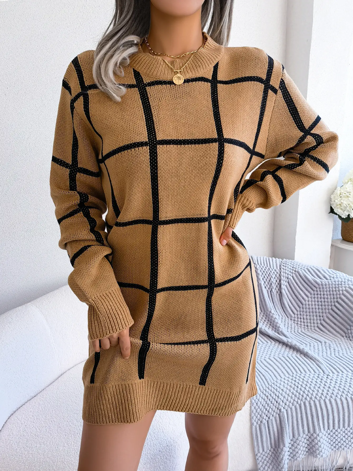 2025 Women's Beige Black Grid Long Sleeve Skirt - Image 3