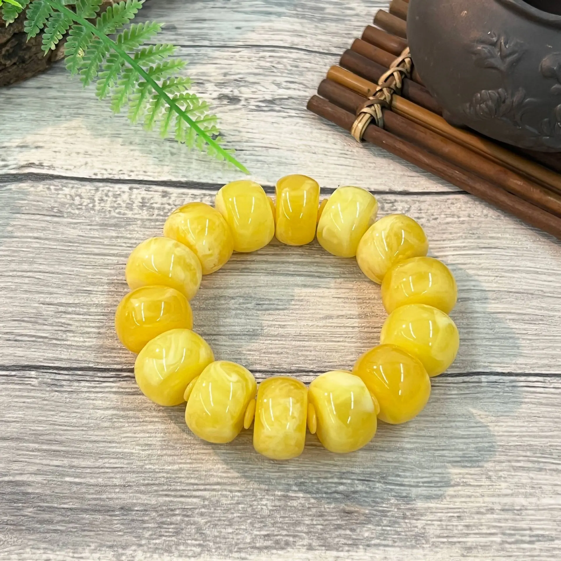 Russian White Nectar Beads Single Circle Live Second Generation Floating Water Fluorescent Amber Beeswax Bracelet — feature 10