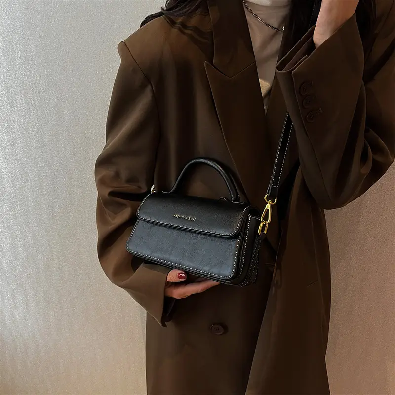Black Women's Shoulder Bag 2022 New Fashion - Image 5