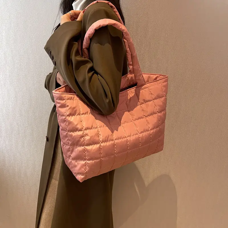 Green Quilted Shoulder Bag for Women 2026 - Image 2