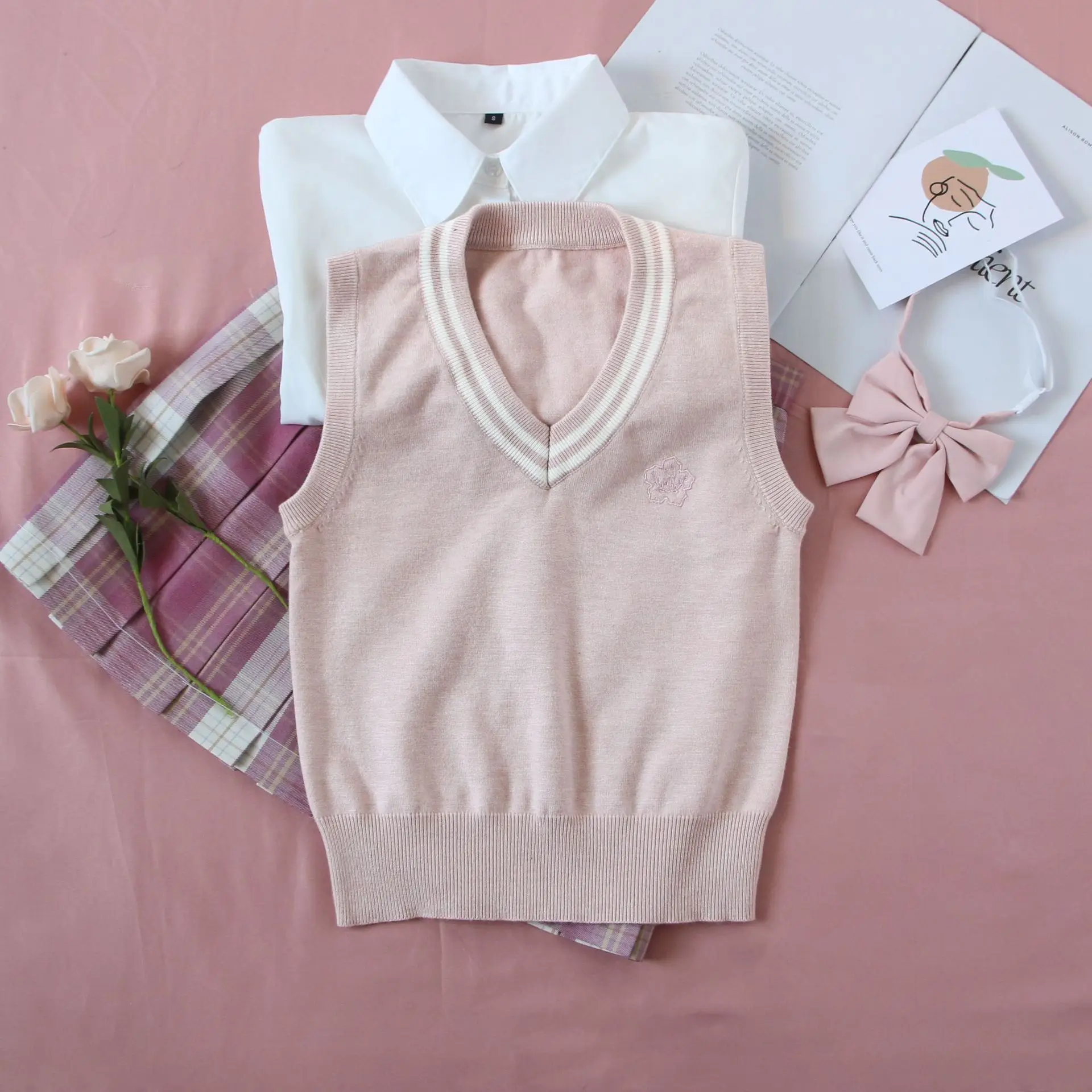 Women's V-Neck Sleeveless Vest Pink Small — feature 8