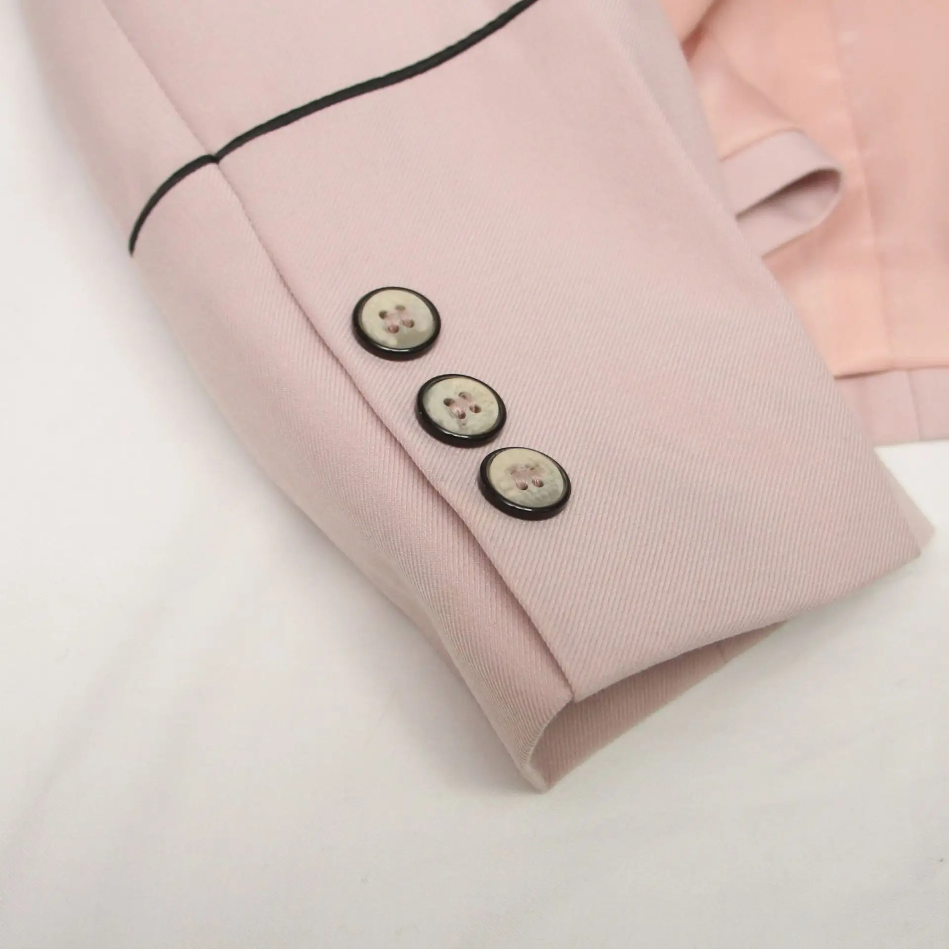 Jiangnan Road Suit Pink Female Small Waist — feature 22