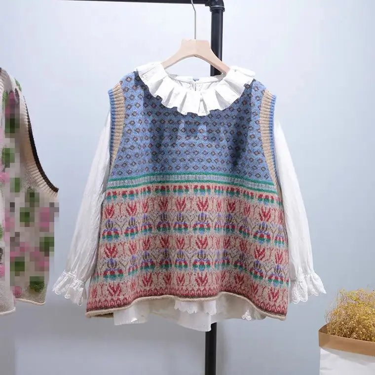 Literary Retro Vest Knitwear for Women Sleeveless Loose Lazy Style Round Neck Small Flower Casual 2024 Pullover Knitwear for Women - Image 4