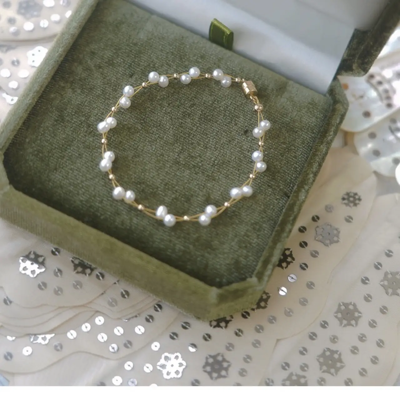 Pearl Bracelet 14K Gold with Iron Buckle for Women — feature 8