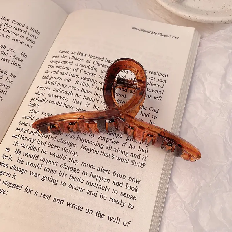 New French Elegant Shark Clip Large Back Head Clip - Image 5