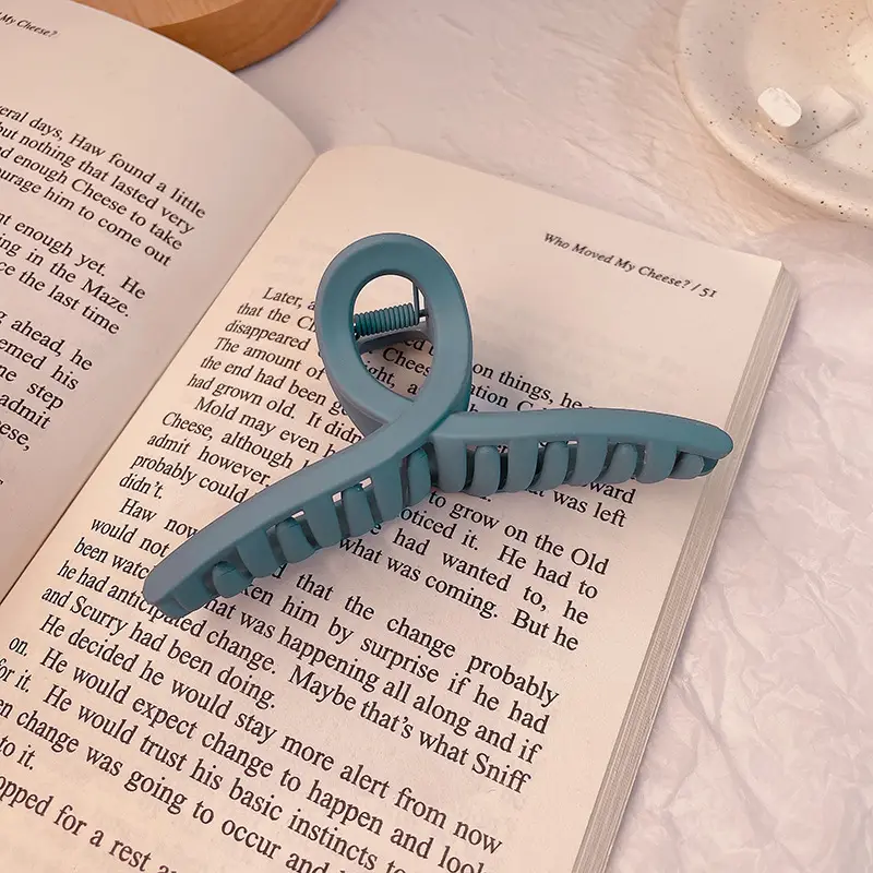 New French Elegant Shark Clip Large Back Head Clip - Image 8