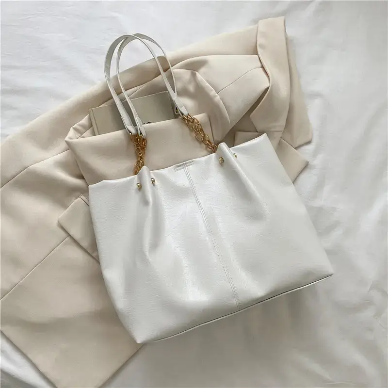 White Chain Shoulder Bag Large Capacity Women's Tote