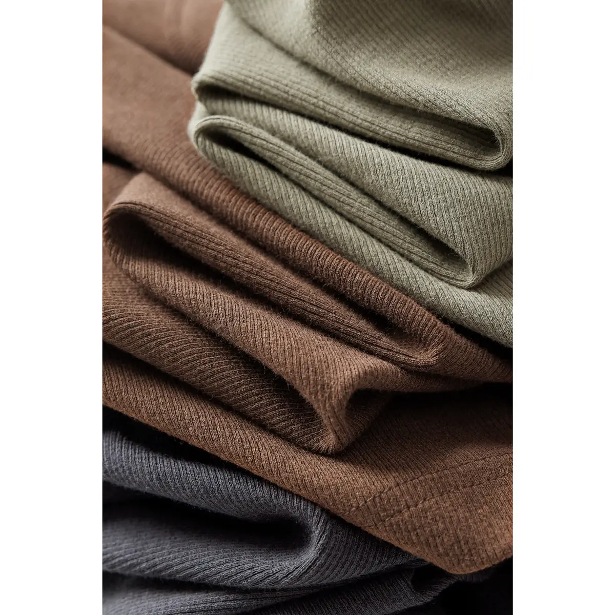 Women's Ribbed Slim Fit T-Shirt 300g Ecocos — feature 1