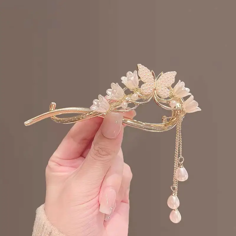 Retro Pearl Butterfly Hairpin with Antique Pan Head