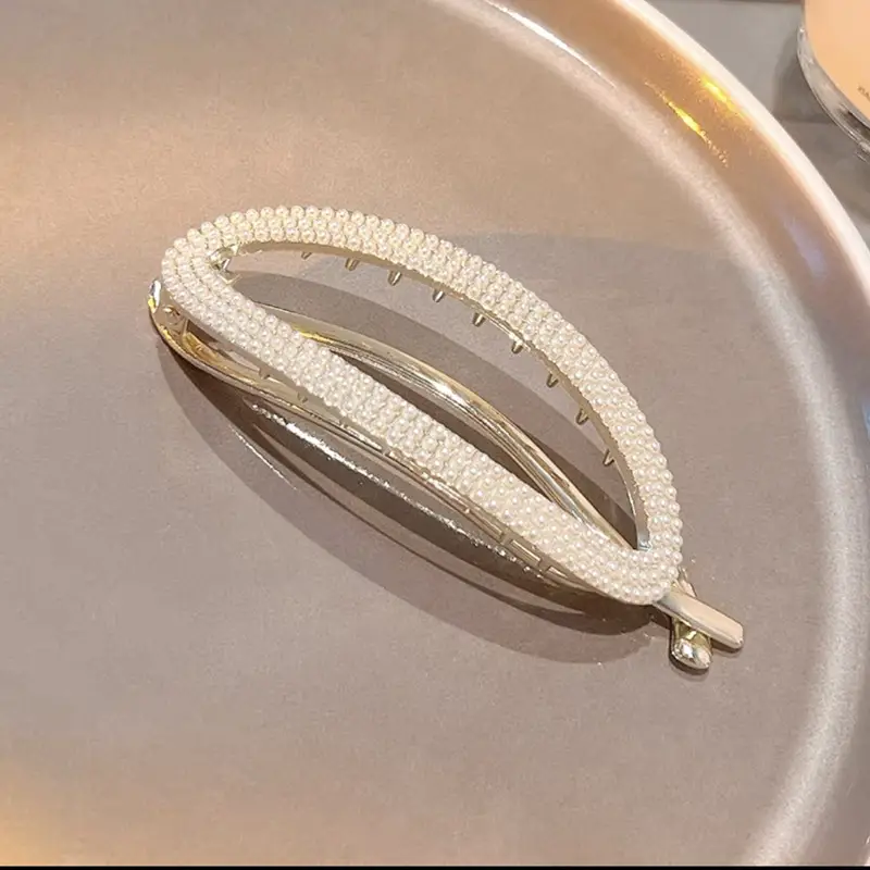 Retro Pearl Butterfly Hairpin with Antique Pan Head