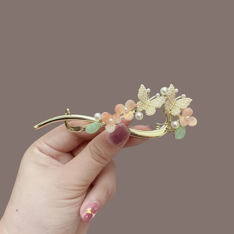 Retro Pearl Butterfly Hairpin with Antique Pan Head