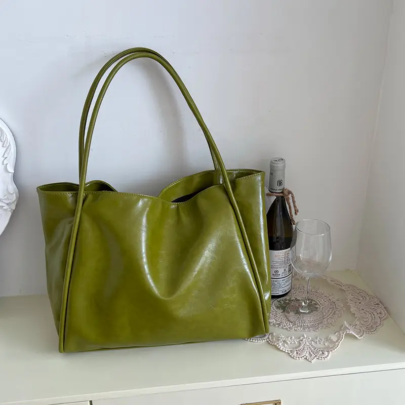 Green Large Capacity Women's Tote Bag - Image 6