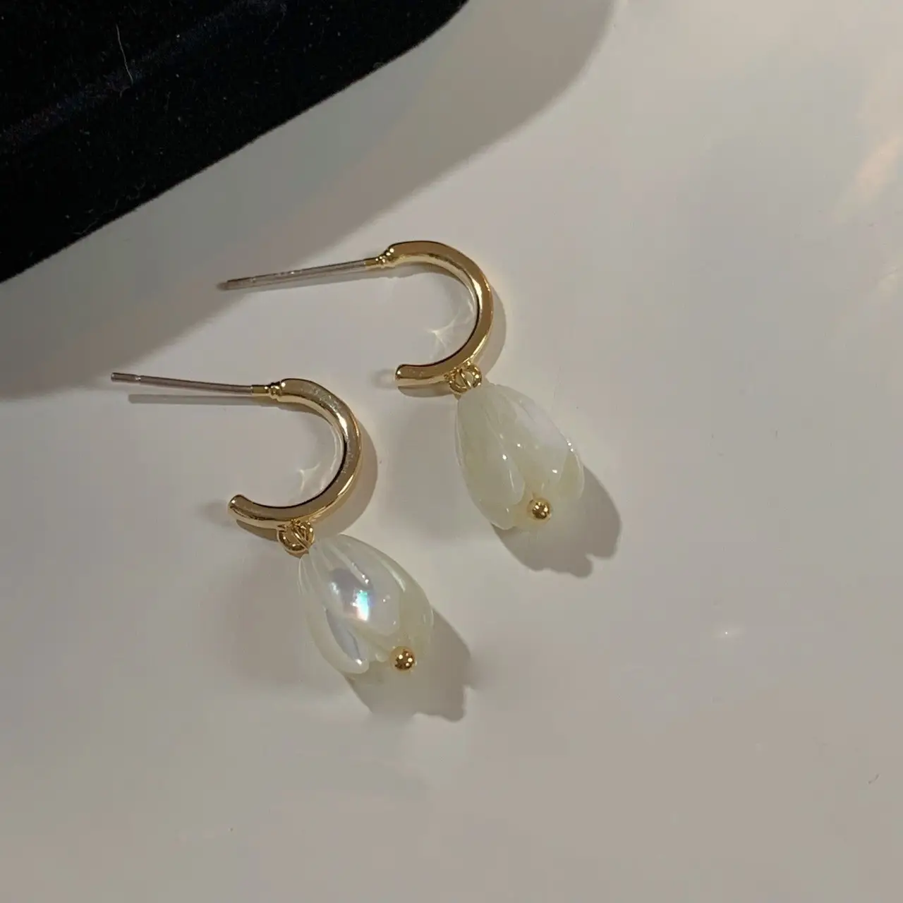 White Jade Tulip Earrings 925 Silver Needles 14K Pocket Gold Mori - Image 3