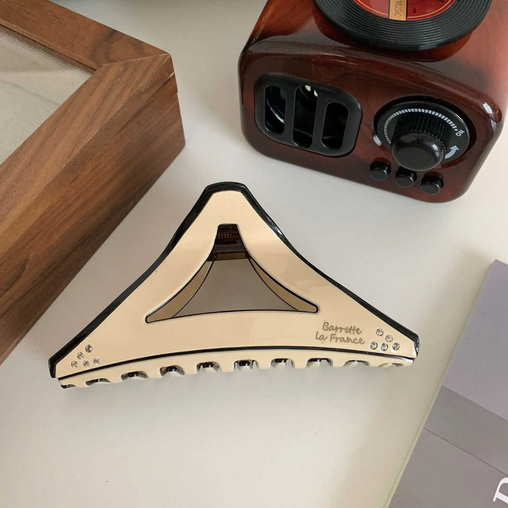 9# meter white triangle