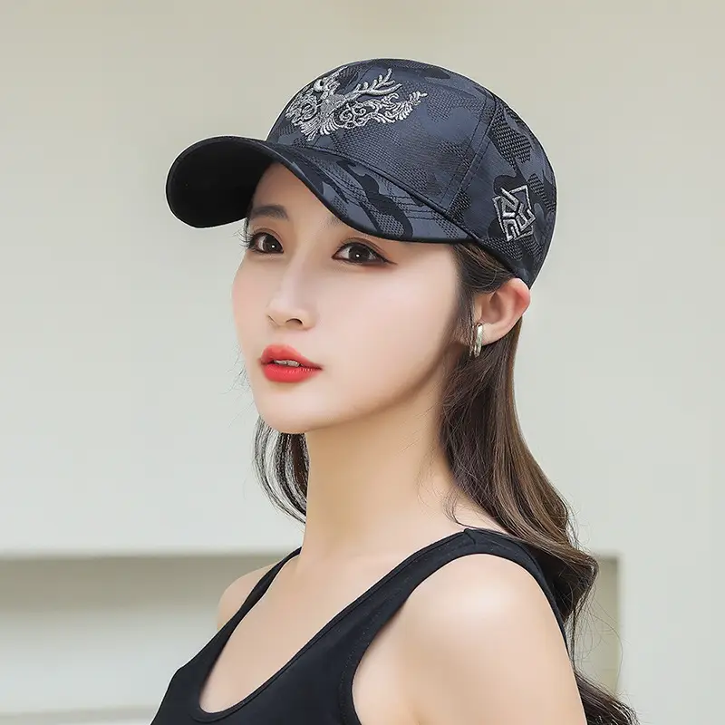 Women White Embroidered Baseball Cap with Sunshade