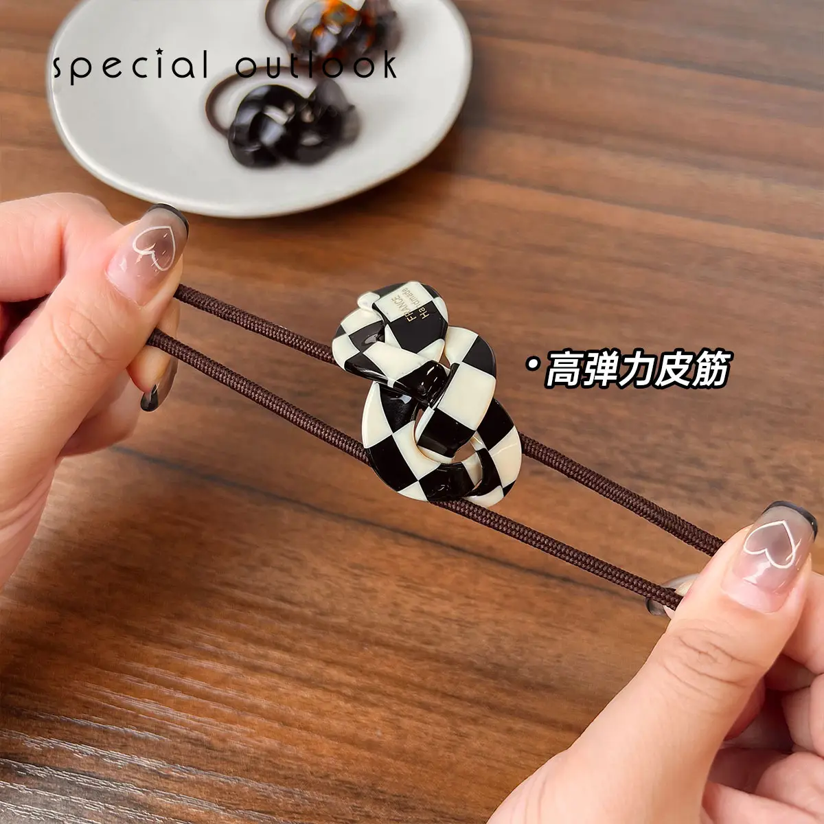 Black & White Checkered Hair Band with High Elasticity - Image 8