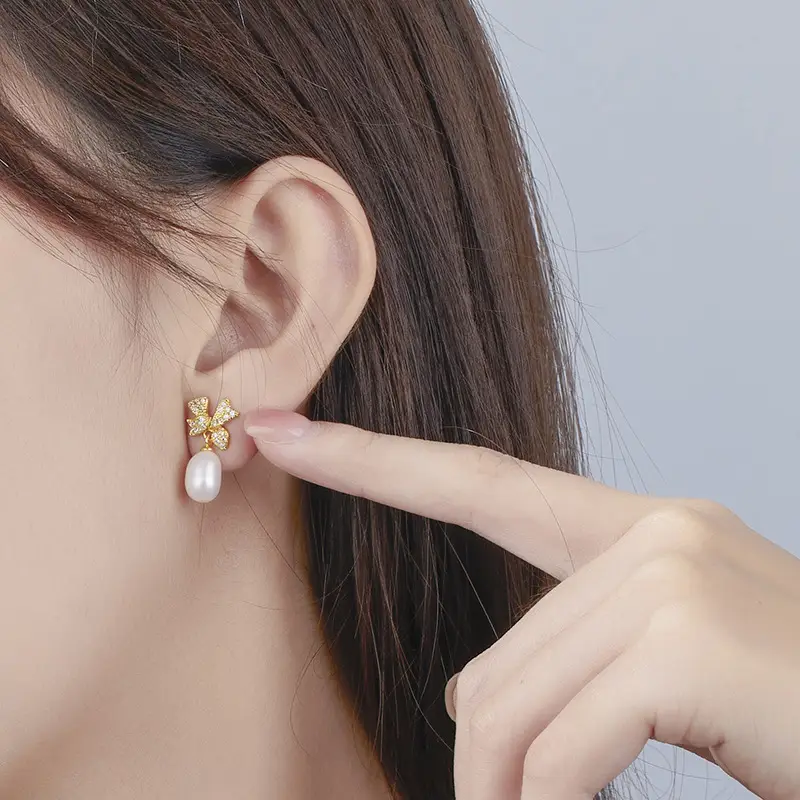 2022 New Popular Micro-inlaid Zircon Bow Freshwater Pearl Earrings Women's - Image 3