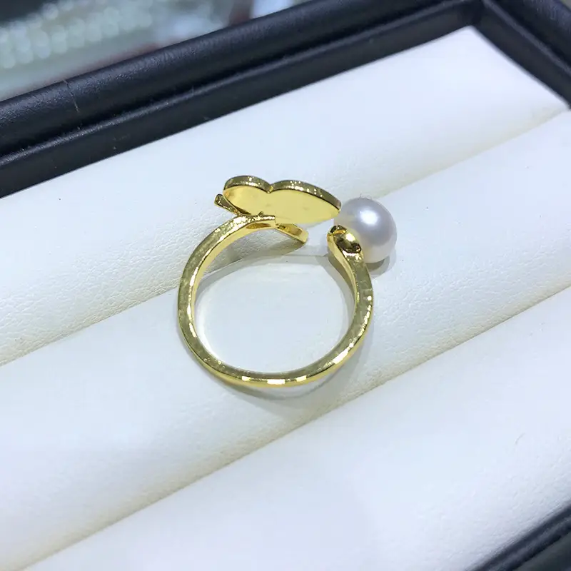 Butterfly Pearl Ring 7mm Steamed Mother of Pearl - Image 4