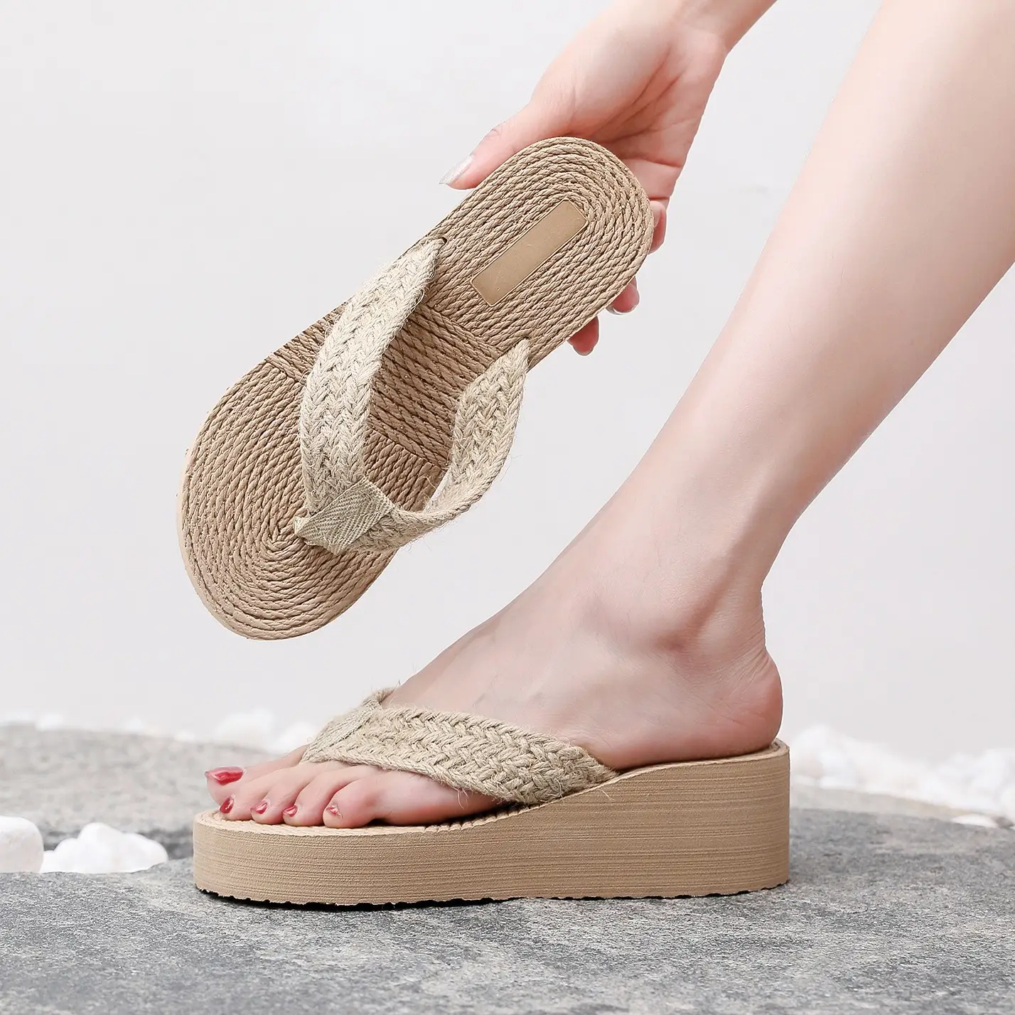 Women Straw Flip Flops Beach Casual Sandals - Image 5