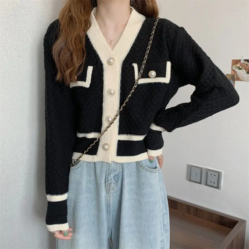 Women's Black White Knit Cardigan Jacket Autumn 25 — feature 15