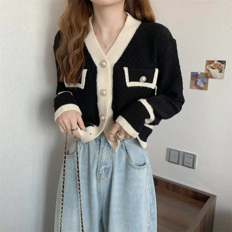 Women's Black White Knit Cardigan Jacket Autumn 25 — feature 19