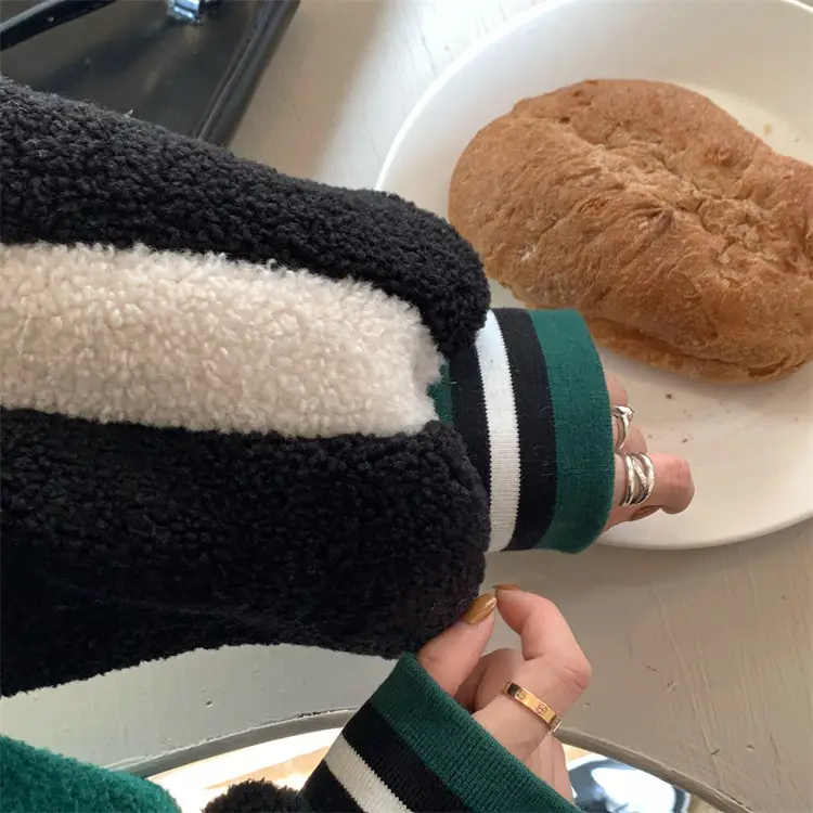 Women Wool Baseball Jacket with Scarf 2025 Winter — feature 24