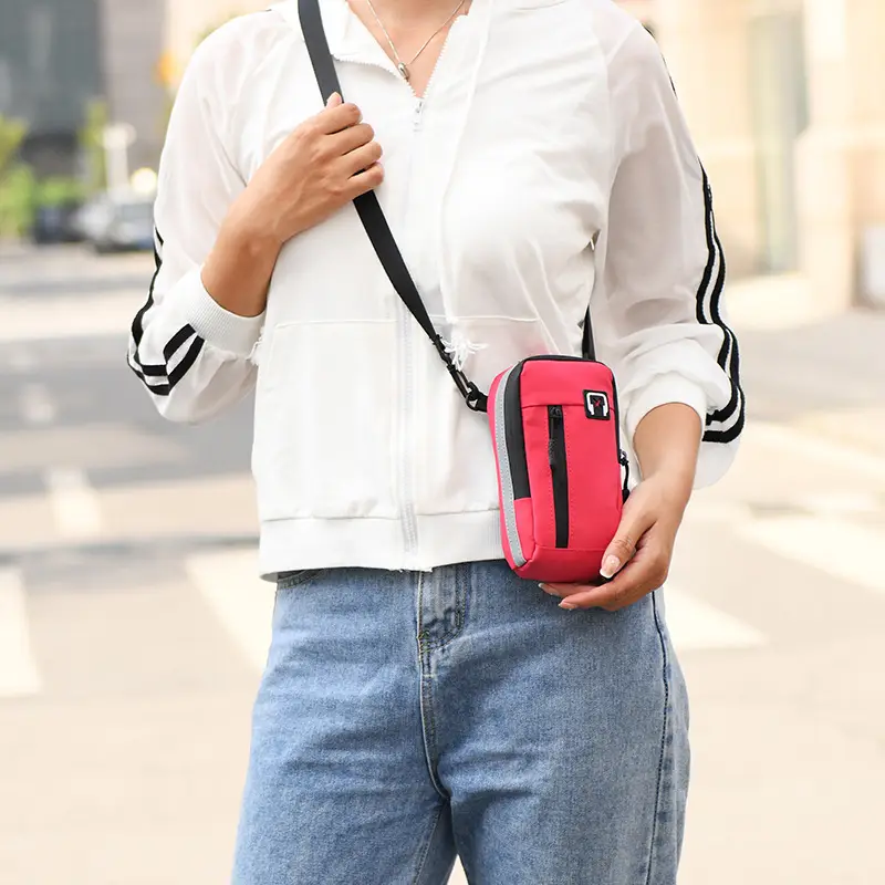 Multi-Functional Fitness Phone Arm Bag Black - Image 11