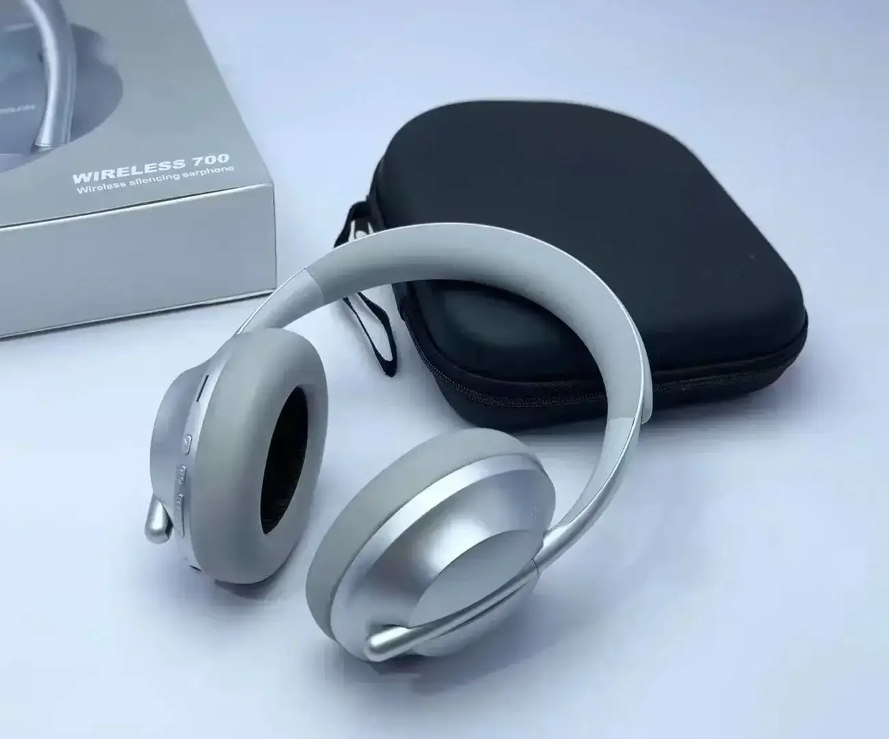 Wireless Bluetooth Headphones with Heavy Bass & Three Function - Image 3