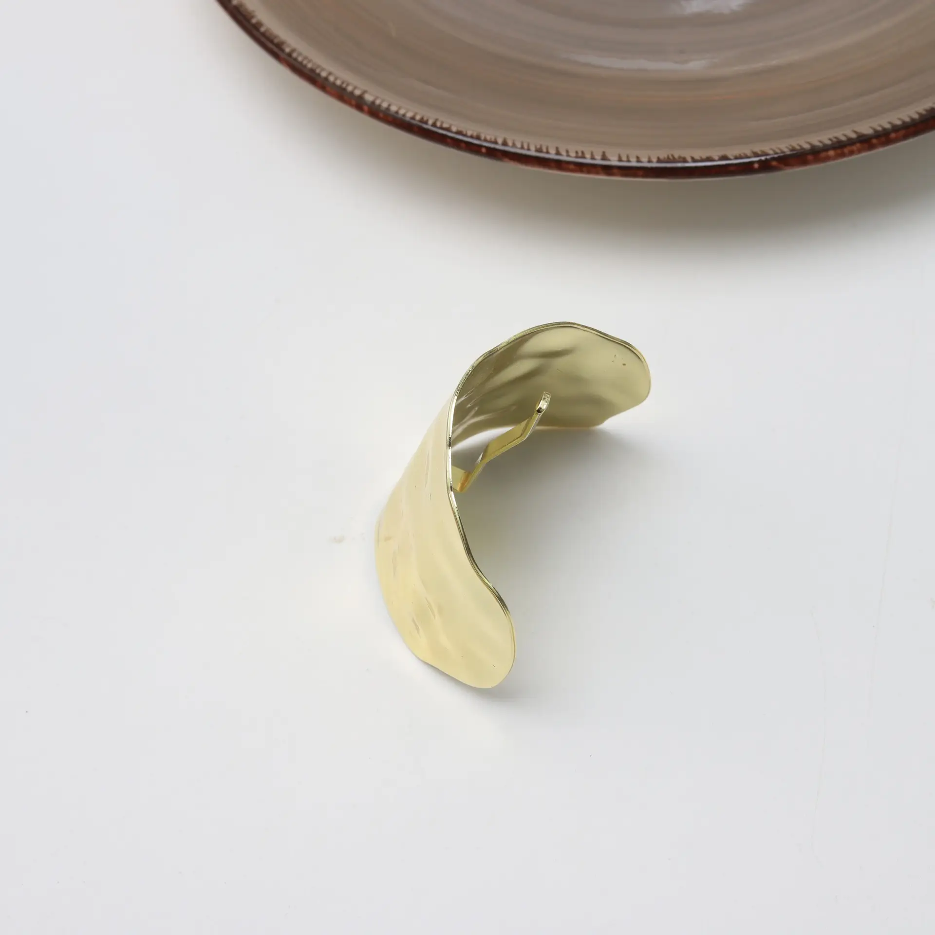 2025 Korean Style Metallic Hairpin Grip Clip — feature 29