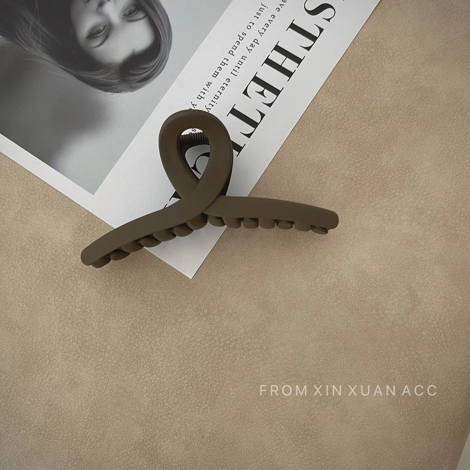 Vintage Brown Hairpin Clip for Women Large Size