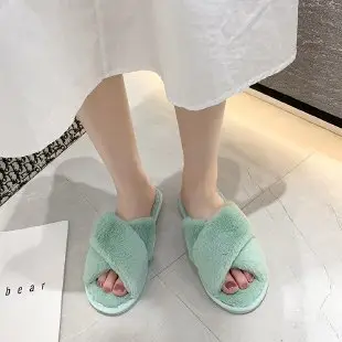 Foreign trade plush cotton slippers for women 2022 autumn and winter New Women's Flat open toe home Cross plush slippers wholesale