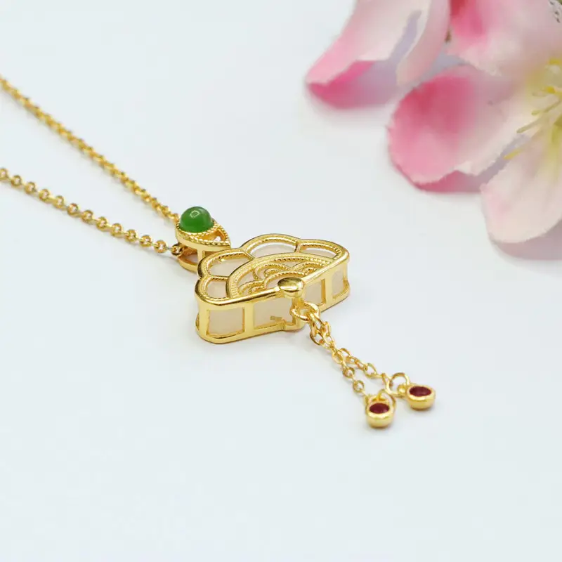 Guan Yu Necklace with Green Jade Pendant White Jade Small Fan — feature 7