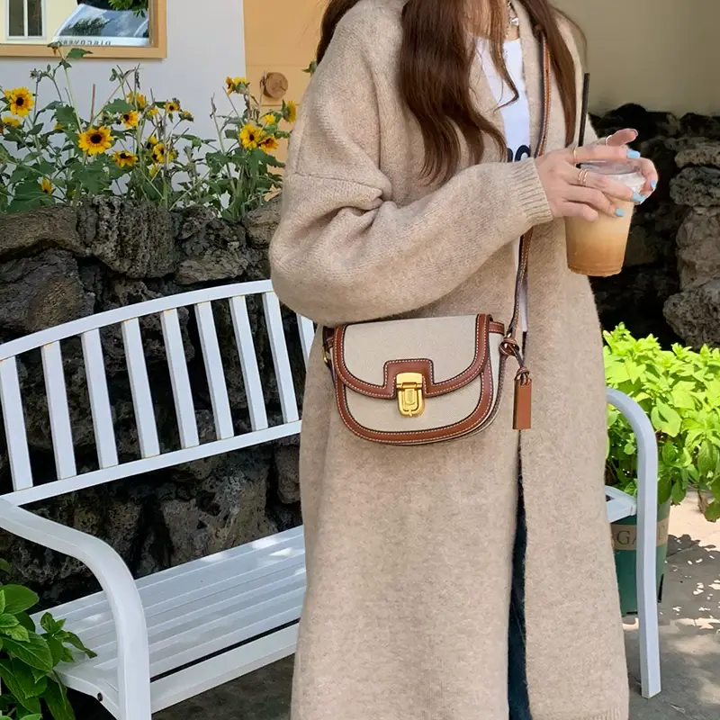 New South Korea Niche Design Leather Patchwork Canvas Saddle Bag — feature 17