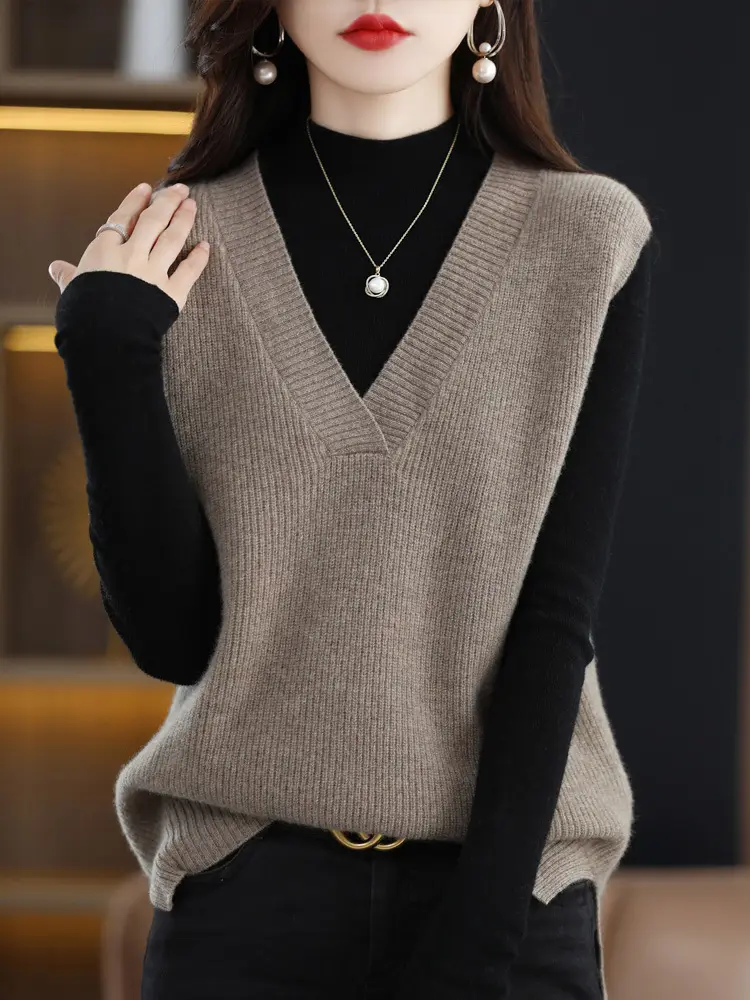 Red V-Neck Sleeveless Knitted Sweater Vest — feature 13