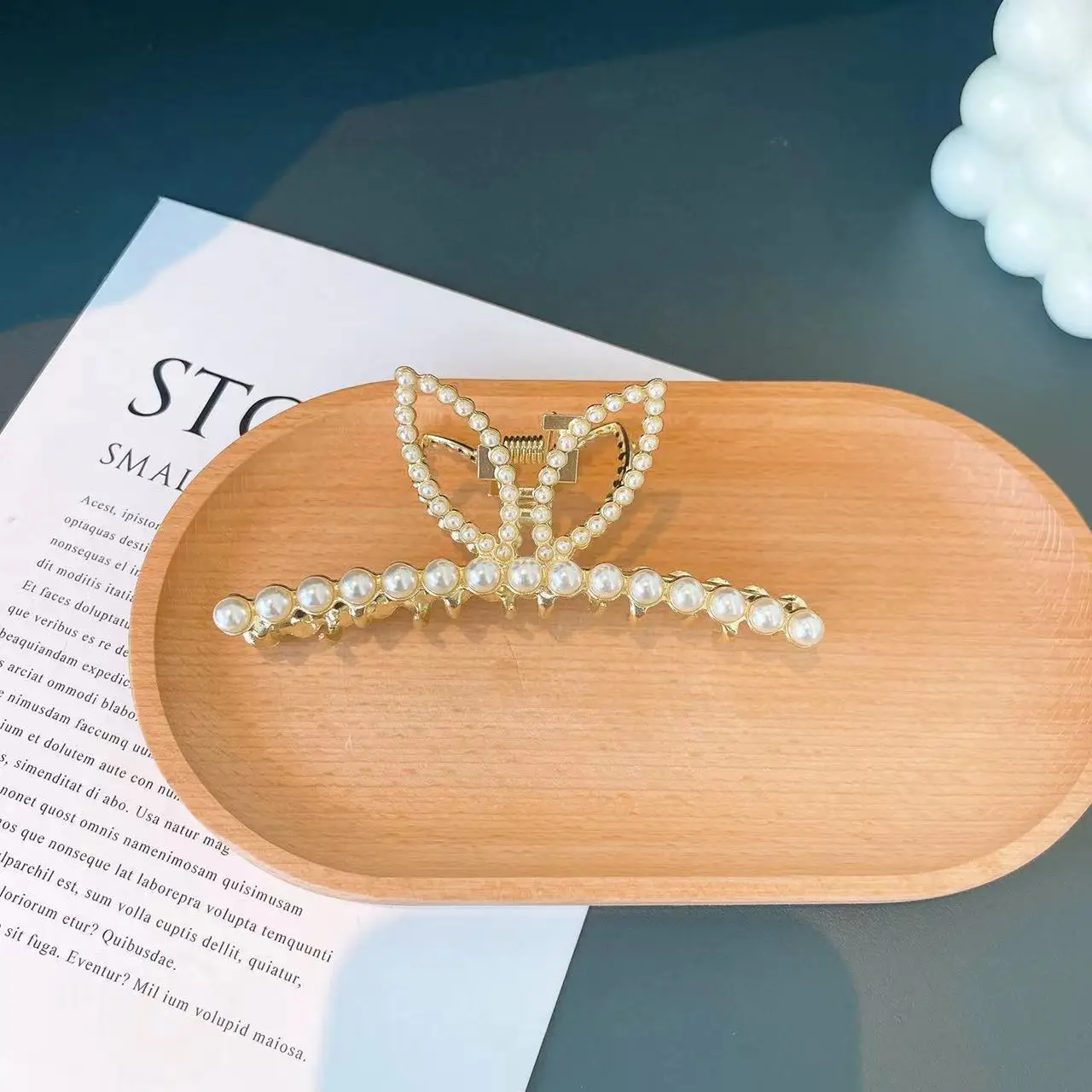 Diamond Pearl Cat Eye Hair Clip Large Grip Korean Vintage - Image 6