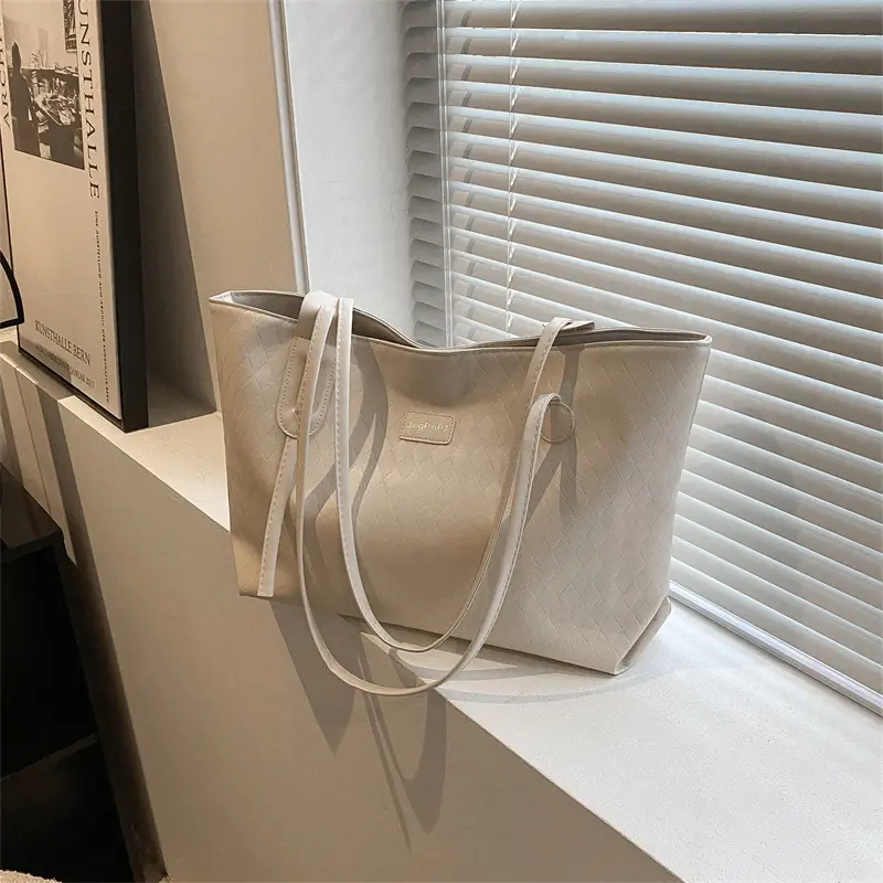 Women Large Capacity Leather Tote Bag Brown Handheld - Image 2